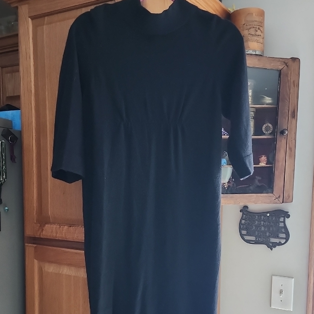 VINCE Black Mock Short Sleeved 100% Cashmere Dress Medium